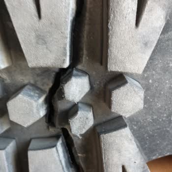 Stradivarius Yeni Botum 20 Günde Yırtıldı!