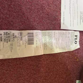 FLO Ayakkabı FLO Mağazasının Ayakkabının Değişimini Arz Ederim