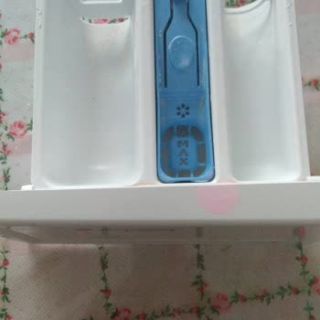 Arçelik 7103YD Çamaşır Makinesi Sıvı Deterjan Aparatı Yok.