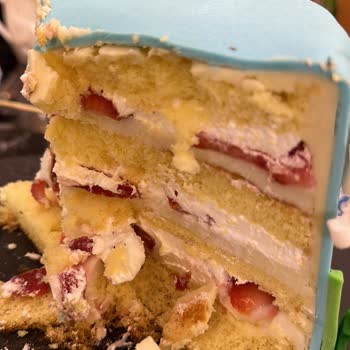 Uzay Pastanesi Balat Pasta Siparişi Şikayeti