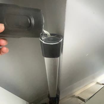 PHILIPS Ev Aletleri Philips Speed Pro Max Dikey Süpürge Borusunun Kırılması