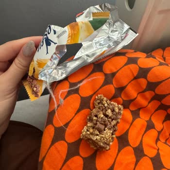 Nestle Nesfit Bar İçerisinden Çıkan Tüy Yumağı