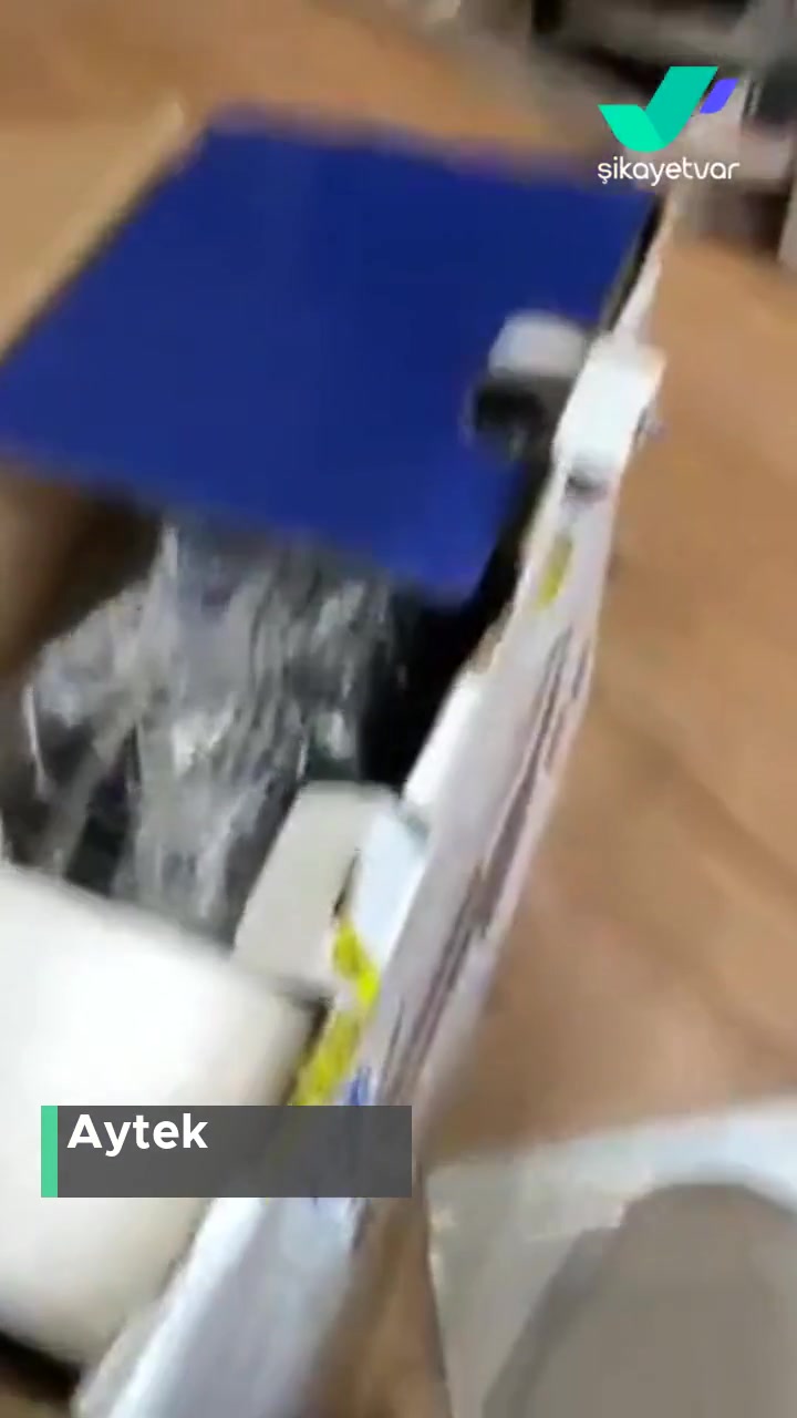Korkmaz Tost Makinesi Kulpu Kırıldı! videonun kapak resmi
