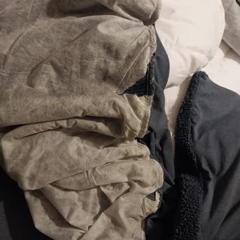 Yataş Hatalı Yırtık Ürün