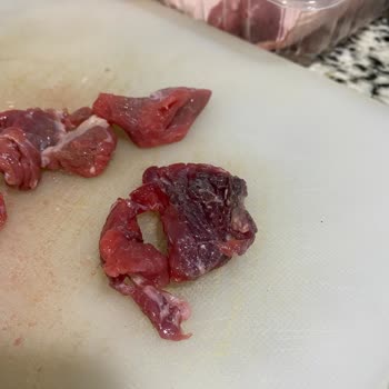 Migros Dana Kuşbaşı Et Bozuk Çıktı