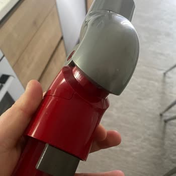 Dyson Başlık Kırılması Ve Çizilmesi