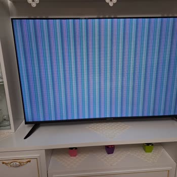 Profilo TV Android TV Ekranda Beliren Çizgiler