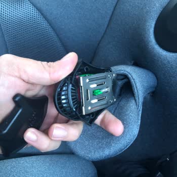 Baby Plus Marka Oto Koltuğu (Fotoğraflara Bakın)