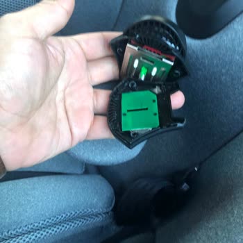 Baby Plus Marka Oto Koltuğu (Fotoğraflara Bakın)