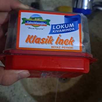 Tahsildaroğlu Beyaz Peynir Çok Kötü Tadı Ve Kokusu!
