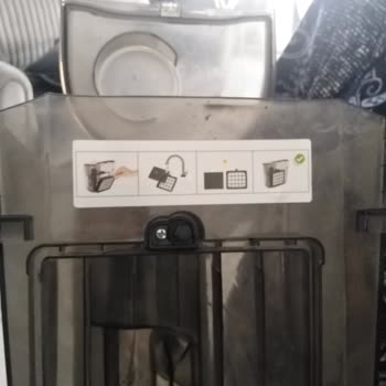 BİM Elektrikli Süpürge Süngeri