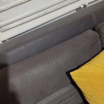 İstikbal Güneşten Solan Koltuklar Ve Mağduriyet