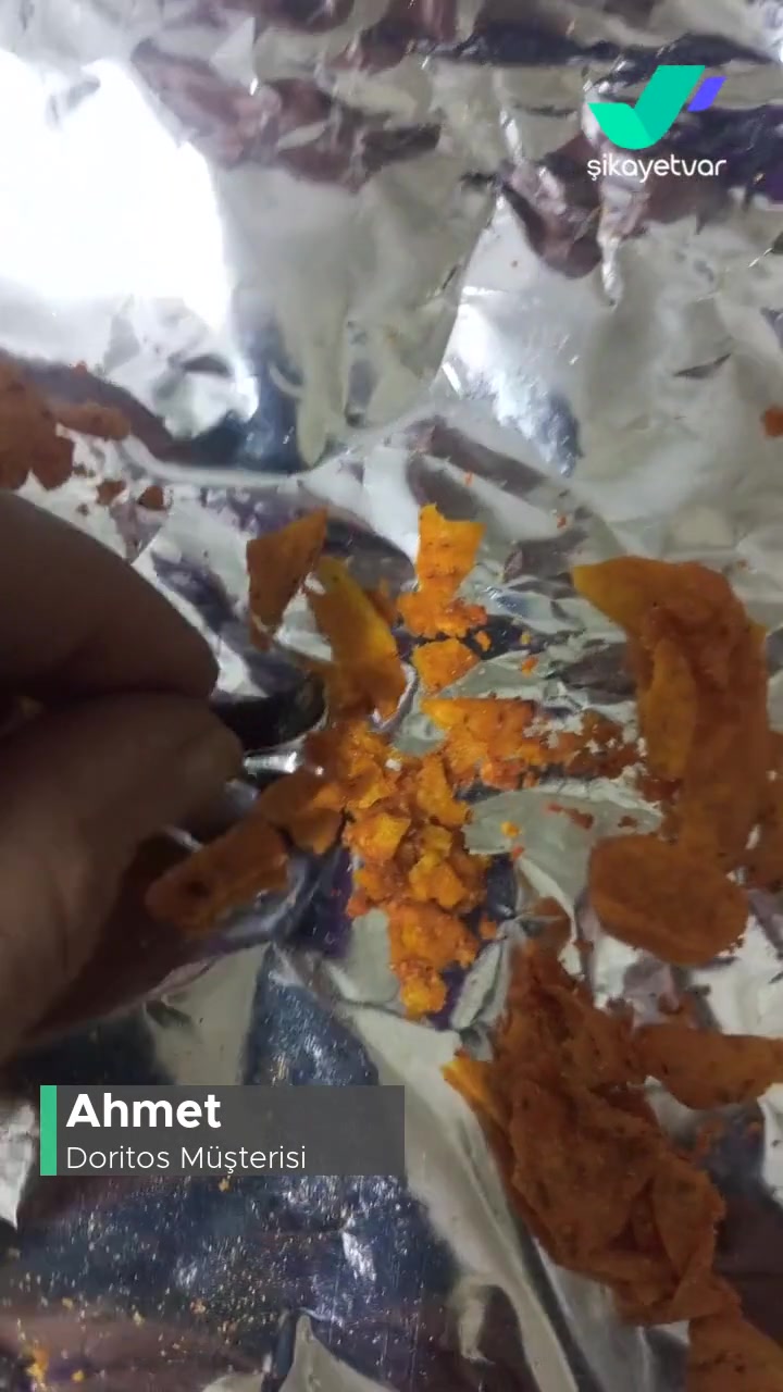 Doritos Bilinmedik Siyah Bir Şey Çıktı Cipsten videonun kapak resmi