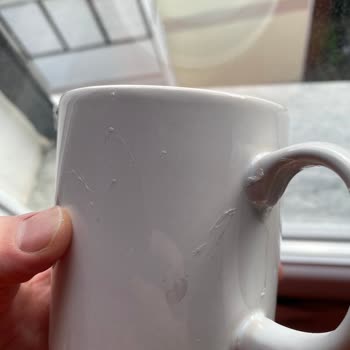 Güzel Kelimeler Dükkanı Soyulan Ürün, Sticker Kaplama Kupa