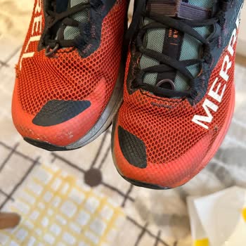 SPX Viaport Merrell Sporayakkabı Fileleri 2,5 Ay İçinde Yırtıldı.