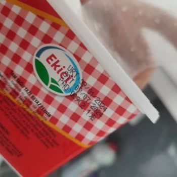Ekici Peynir Lokum Kıvamında Beyaz Peynir Ekşi Koku Ve Tat