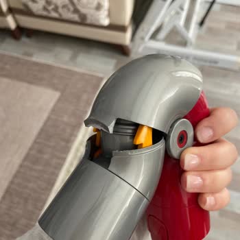 Dyson Müşteri Hizmetleri Yardımcı Olmuyor