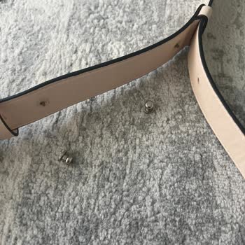 Calvin Klein Çantasındaki Vida Sorunu