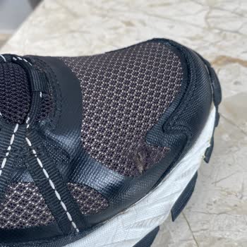 Skechers Markası Ürününün Arkasında Durmaması Ve Kalitesizliği