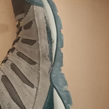 Columbia Outdoor Bot Mağduriyeti