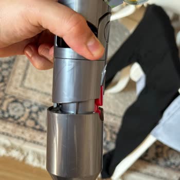 Dyson Servis, Arızalı Ürünlere Uydurma Parça Takarak Mağdur Ediyor.