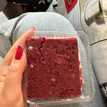 BİM Küflü Kadife Tatlısı