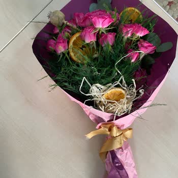 Taze Çiçek (tazecicek.com) Tazecicek Resimlerdeki Çiçeği Göndermiyor.