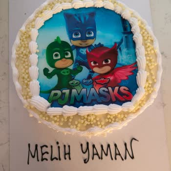 Özdilek AVM İstenilen Dışında Pasta Teslim Edildi