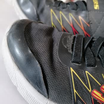 Skechers Kalitesiz Ürünleri İle Tüketicisini Mağdur Ediyor!