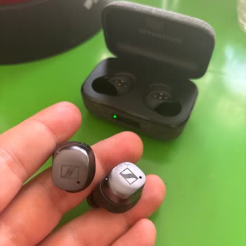 Sennheiser Momentum 3 Kulaklıkların Işığı Yanmıyor, Çalışmıyorlar