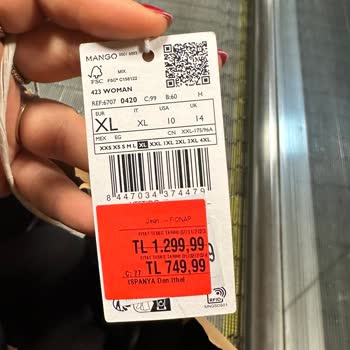 Mango Mağaza Etiket Hatası
