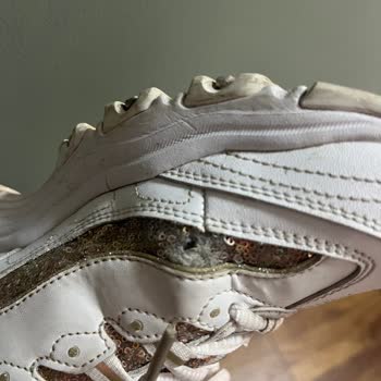 Skechers Etichet Sport! Ürünlerinizin Arkasında Durun!