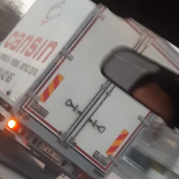 Cansın Mobilya Nakliye Aracının Trafik Magandalığı