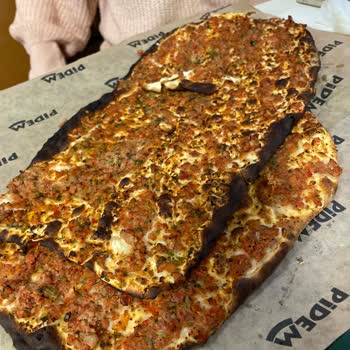 Pidem Restaurant Böyle Güzel Elit Özdilek AVM'ye Böyle Bir Restaurant Yakışmadı
