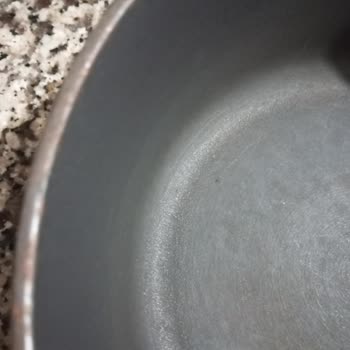 Lava Marka Döküm Tencere Paslandı.