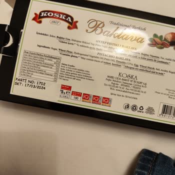 Koska Mahir Gıda Fıstıksız Fıstıklı Baklavası