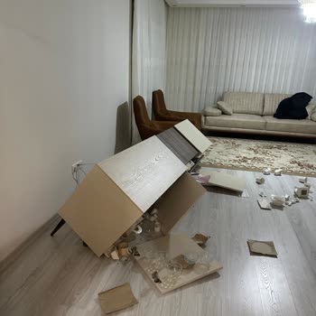 Saltanat Mobilya Mağdur Etmekten Başka Bir Şey Yapmıyorlar