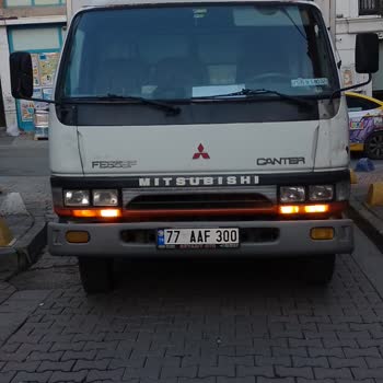 A101 Sevkiyat Kamyonunun Park Halindeki Aracıma Vurup Kaçması