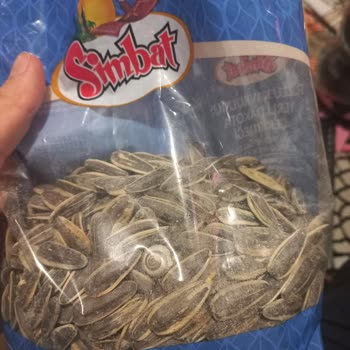 Simbat Kuruyemiş Çekirdekte Böcek Çıktı