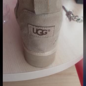 İstanbul_sneaker34 İstanbul _SNEAKERS34 Adlı İnternet Sitesi