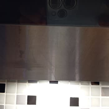 Bosch Davlumbaz Üzerinde Leke Bırakıyor Tavsiye Etmeyin