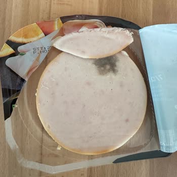 Namet Markasının Küflü Ürünleri