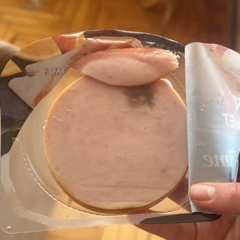 Namet Markasının Küflü Ürünleri