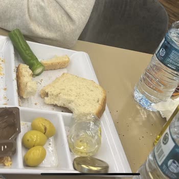 Köfteci Yusuf Kahvaltı Tabağında Sinek 🤦♂️😞