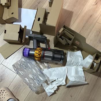 Dyson Emekli Kampanyasına Giden Ve İki Ay Sonra Eksik Gelen Süpürge