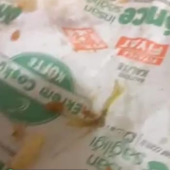 Ekrem Coşkun Döner Şikayetçiyim Midemiz Kalktı 3 Döner Almıştık!