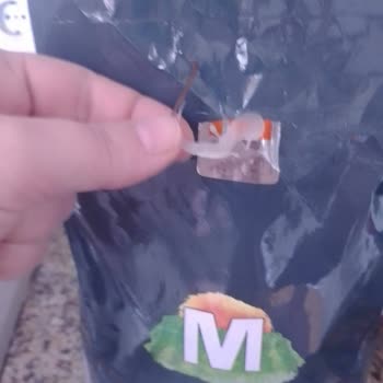Migros Markalı Çayın İçinden Plastik Çıktı!