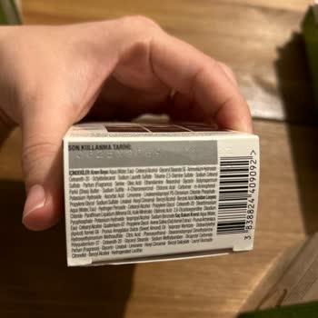 Palette Saç Boyalarında Son Kullanma Tarihi Yazmıyor