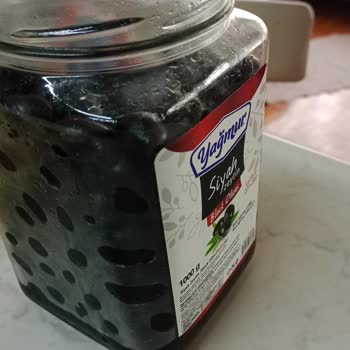 Migros Yağmur Marka Siyah Zeytinin Aşırı Kalitesizliği
