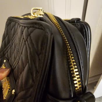 Exxe Selection Love Moschino Çanta Kısa Sürede Soyuldu